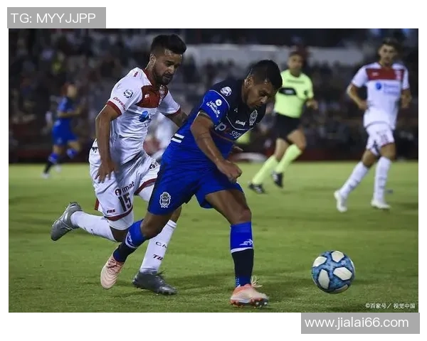 纽维尔老男孩迎战图库曼竞技争夺联赛关键三分的激烈对决 纽维尔老男孩迎战图库曼竞技争夺联赛关键三分的激烈对决